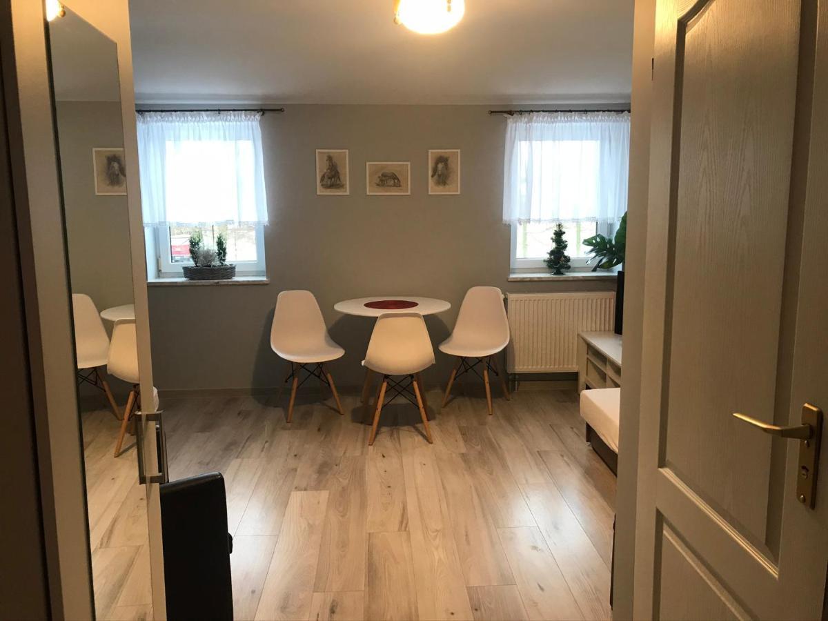 Stajnia Pod Debem Bed and Breakfast Σταραχοβίτσε Εξωτερικό φωτογραφία