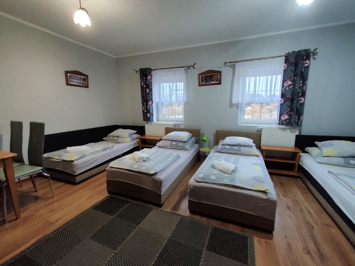 Stajnia Pod Debem Bed and Breakfast Σταραχοβίτσε Εξωτερικό φωτογραφία
