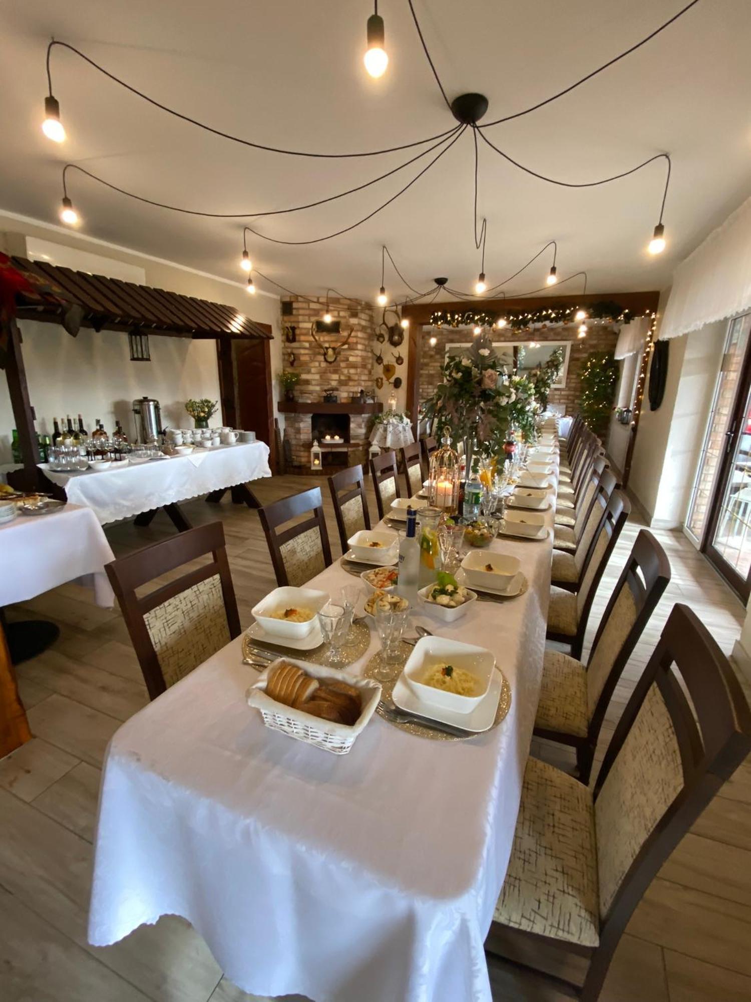 Stajnia Pod Debem Bed and Breakfast Σταραχοβίτσε Εξωτερικό φωτογραφία